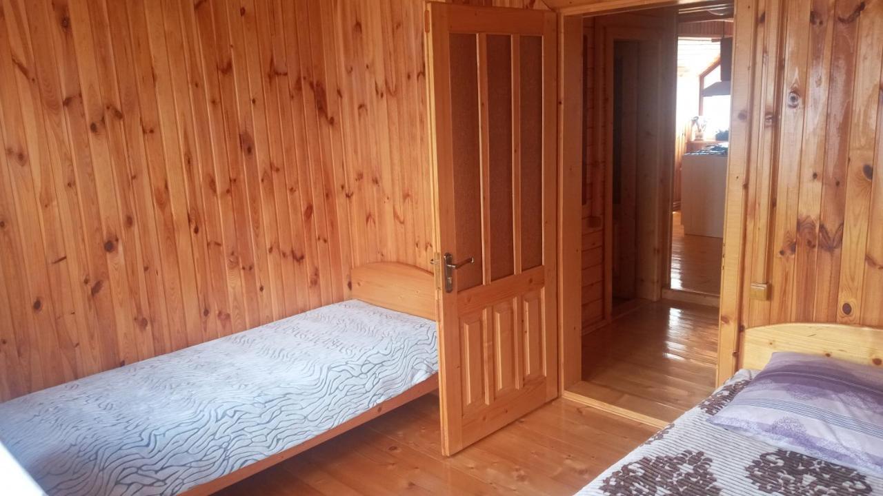 斯拉夫西克Біля Лісу公寓 外观 照片